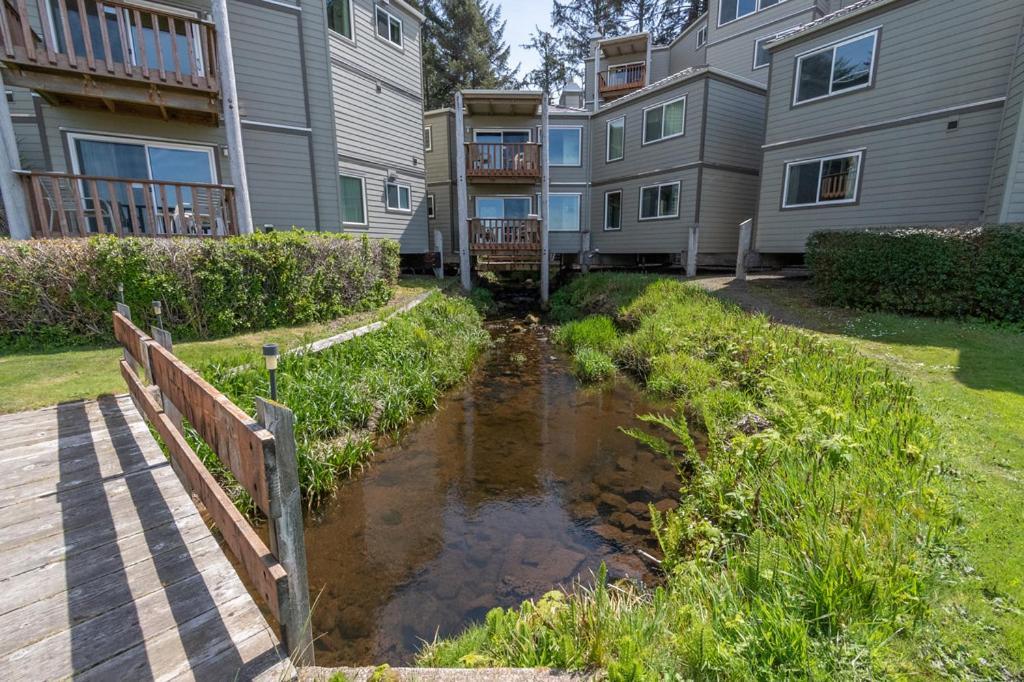 Little Creek Cove Beach Resort Newport Exteriör bild