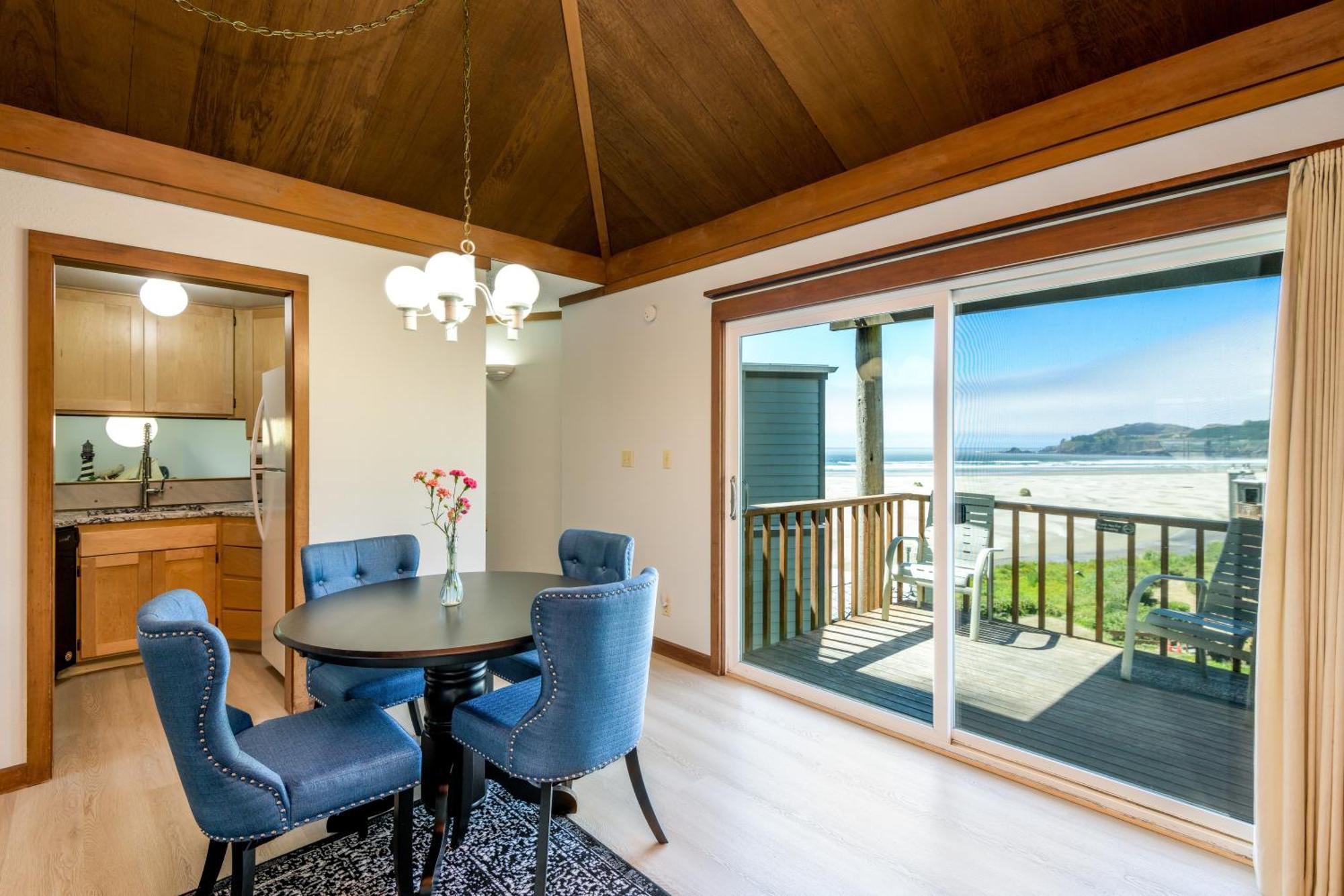 Little Creek Cove Beach Resort Newport Exteriör bild